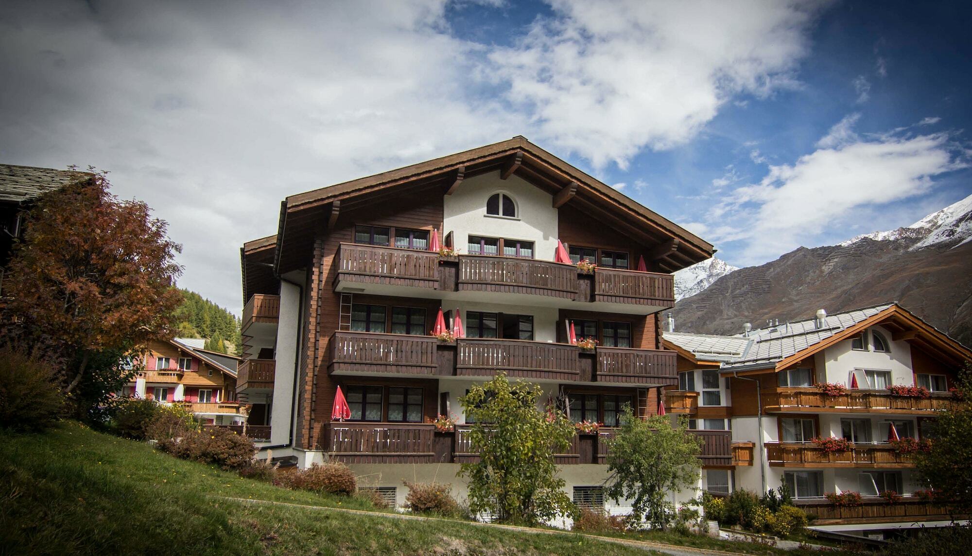 Berghof Garni - The Dom Collection Saas-Fee Exterior foto